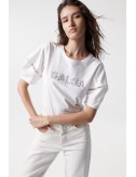 camiseta blanca logo perlas Salsa jeans